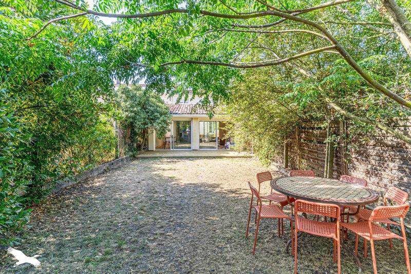 Vente Maison BORDEAUX - 5 pièces -161 m² - (33200)
