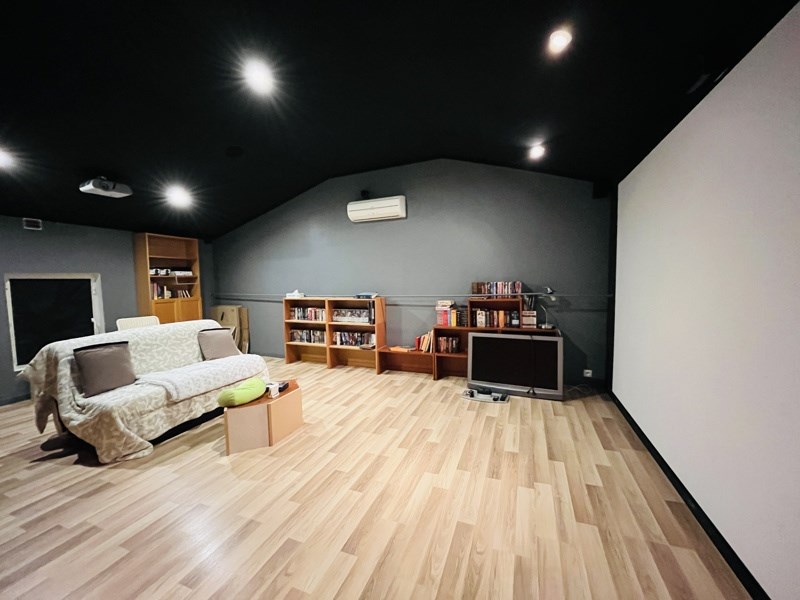 Vente Maison BERNAY ST MARTIN - 11 pièces -225 m² - (17330)