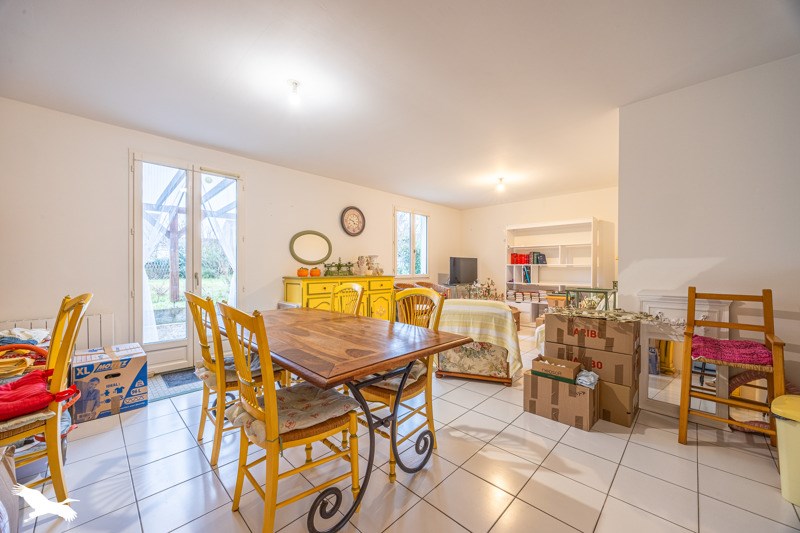 Vente Maison SURGERES - 5 pièces -86 m² - (17700)