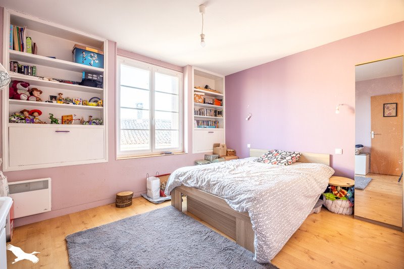 Vente Maison ST PIERRE LA NOUE - 6 pièces -135 m² - (17700)