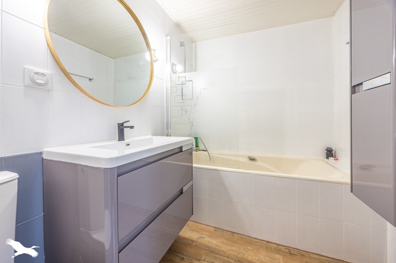 Vente Maison ST GEORGES DU BOIS - 9 pièces -188 m² - (17700)