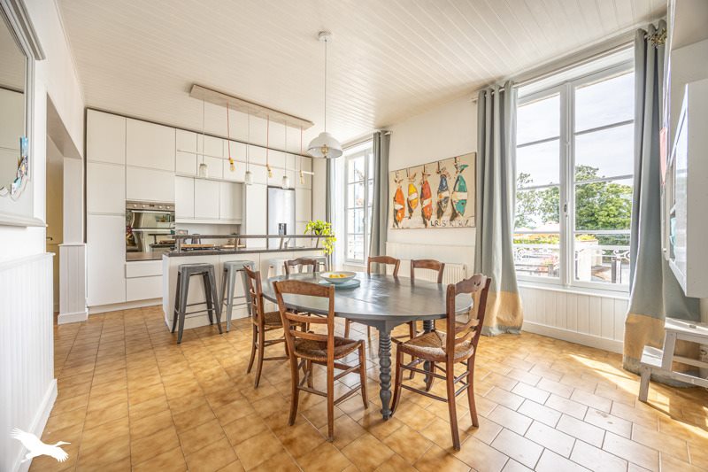 Vente Maison MURON - 8 pièces -137 m² - (17430)