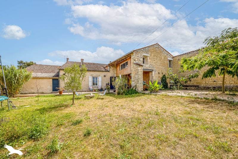 Vente Maison DOEUIL SUR LE MIGNON - 9 pièces -336 m² - (17330)