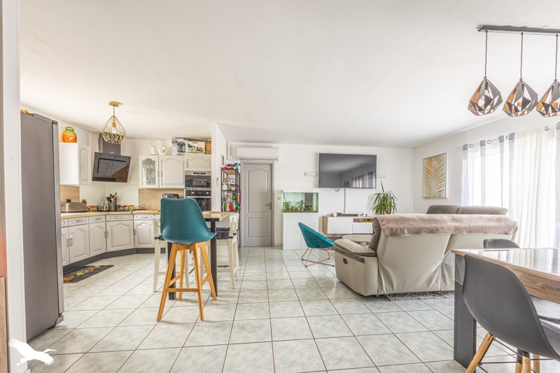 Vente Maison ST GEORGES DU BOIS - 5 pièces -95 m² - (17700)