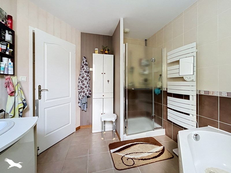 Vente Maison SURGERES - 6 pièces -146 m² - (17700)