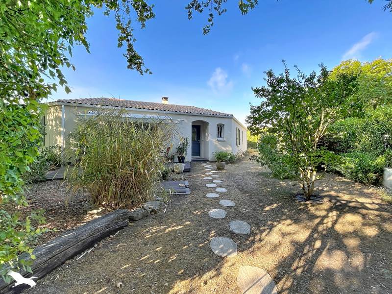 Vente Maison SURGERES - 6 pièces -146 m² - (17700)