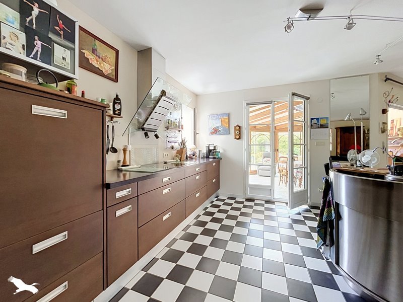 Vente Maison SURGERES - 6 pièces -146 m² - (17700)