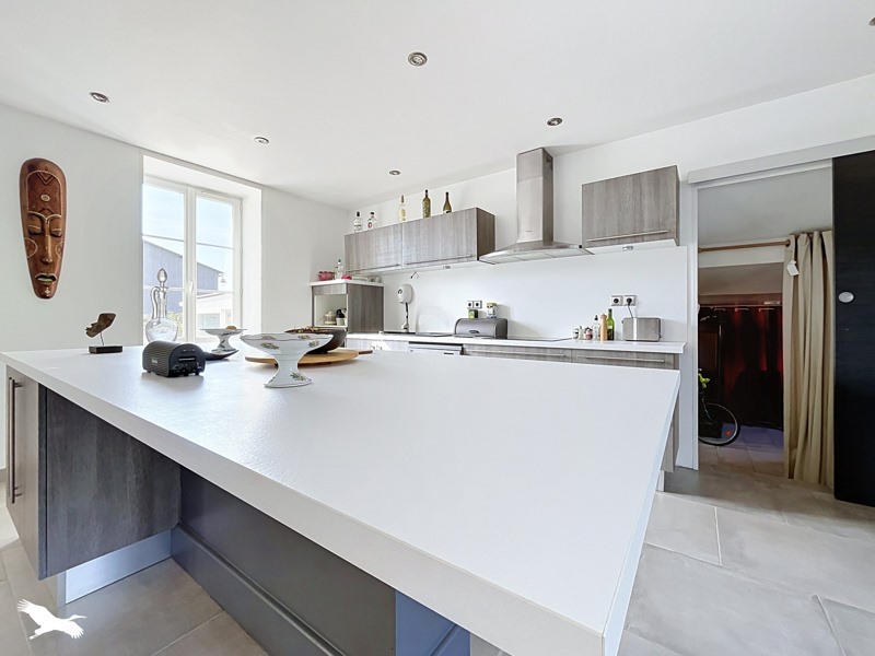 Maison 7 pièces 170 m² · à Saint-Germain-de-Marencennes · 170 m² · 330 000 €