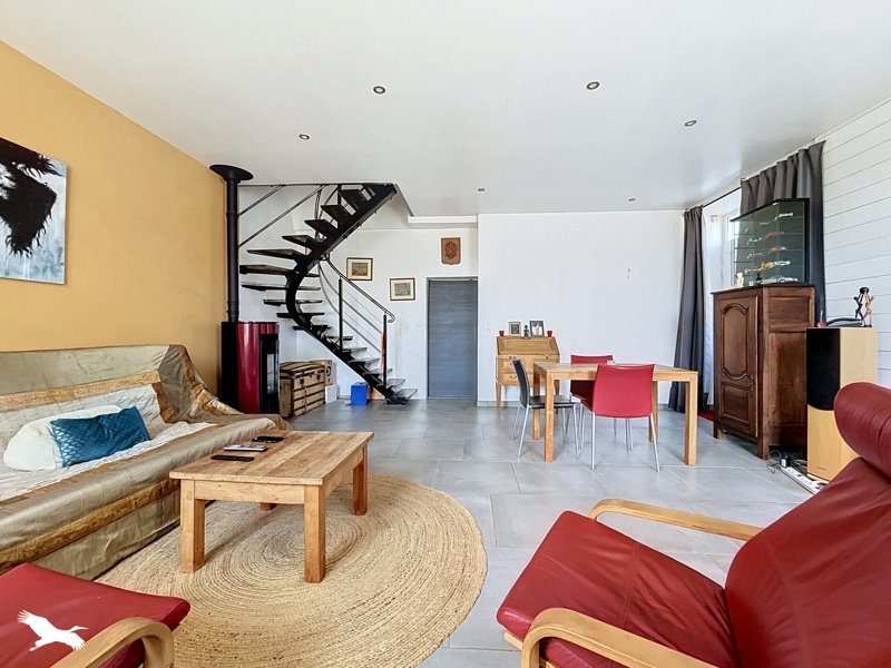 Vente Maison ST PIERRE LA NOUE - 7 pièces -170 m² - (17700)