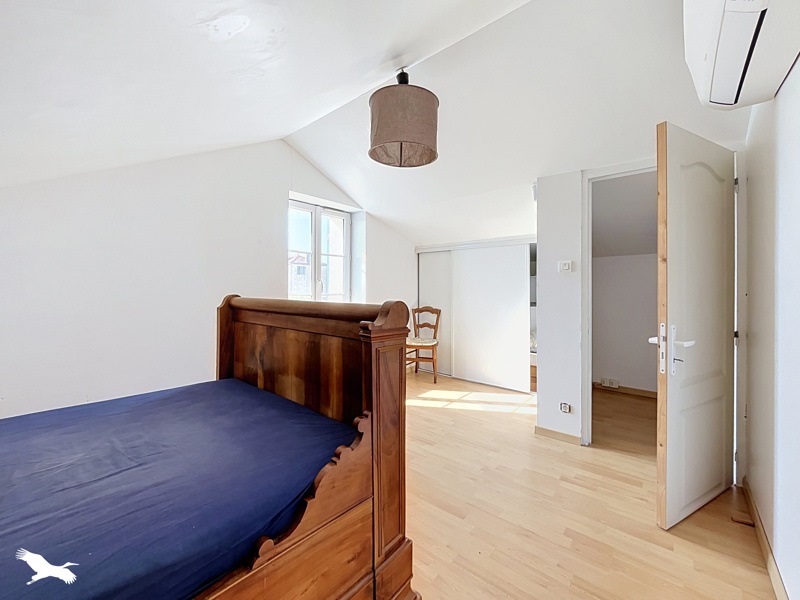 Vente Maison ST PIERRE LA NOUE - 7 pièces -170 m² - (17700)