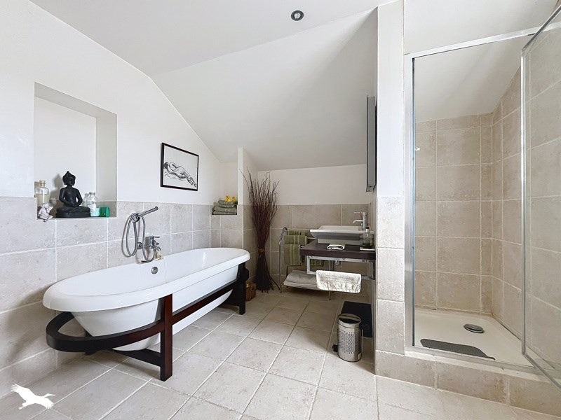 Vente Maison MARSAIS - 7 pièces -212 m² - (17700)