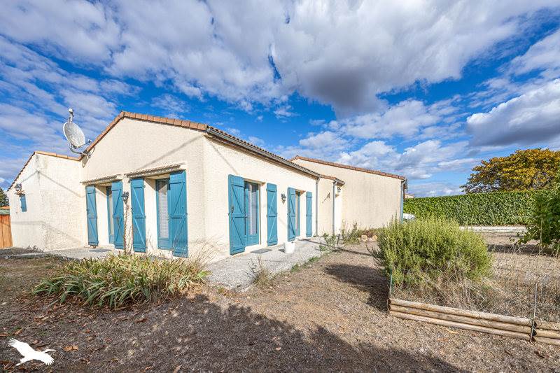 Vente Maison Chambon - 5 pièces -109 m² - (17290)