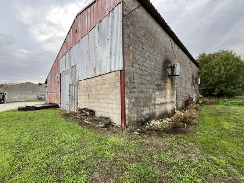 Vente Grange Bernay-Saint-Martin - 1 pièce -270 m² - (17330)