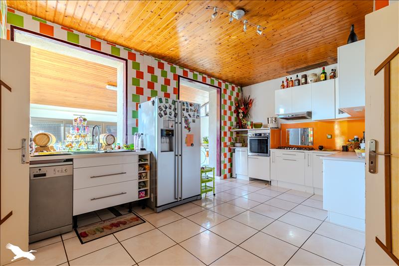 Vente Maison ST DENIS DE PILE 33910 7 pièces - 167 m²