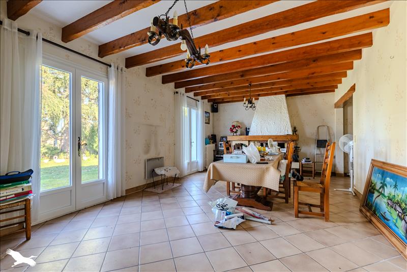 Vente Maison ST DENIS DE PILE - 7 pièces -155 m² - (33910)