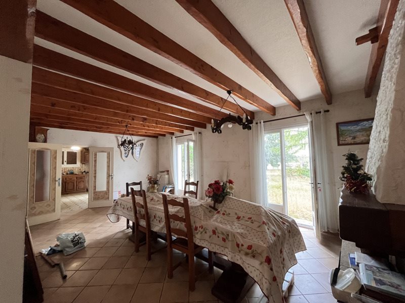 Vente Maison Saint-Denis-de-Pile - 7 pièces -155 m² - (33910)
