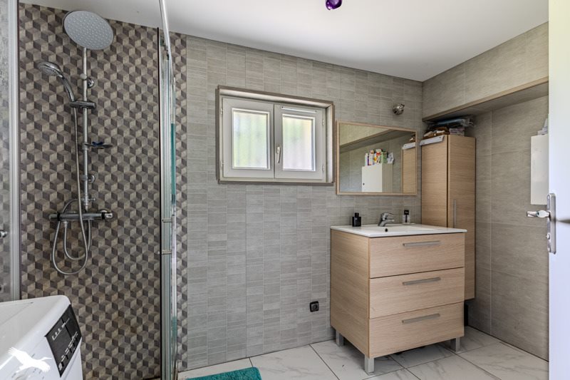 Vente Maison BONZAC - 5 pièces -141 m² - (33910)