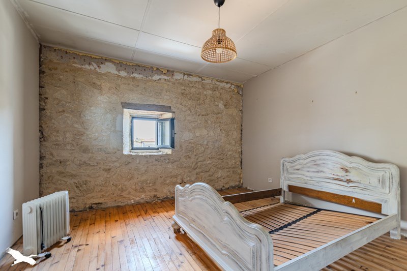 Vente Maison ST DENIS DE PILE - 7 pièces -212 m² - (33910)