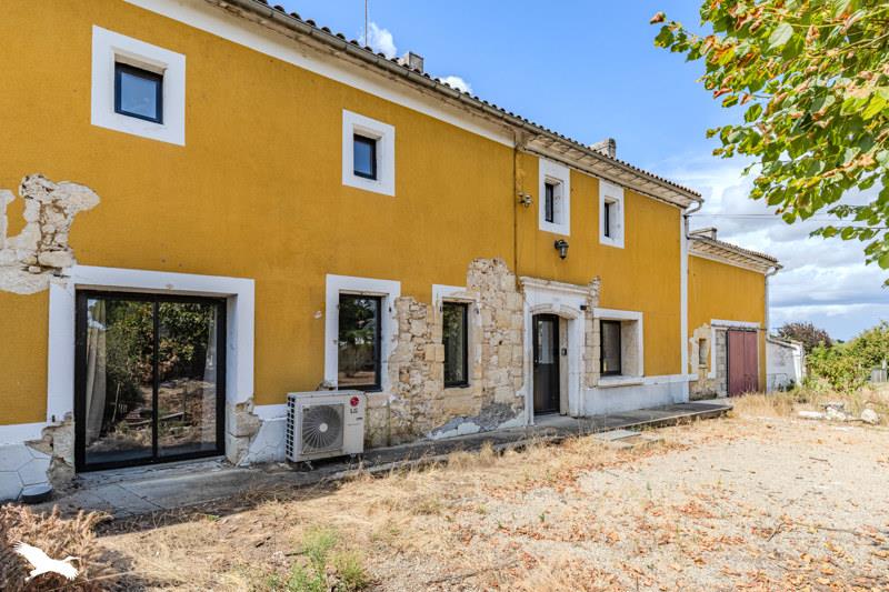 Vente Maison ST DENIS DE PILE - 7 pièces -212 m² - (33910)