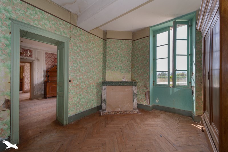 Vente Maison ST MARTIN DU BOIS - 7 pièces -241 m² - (33910)