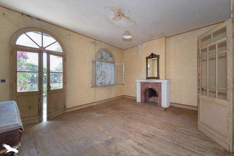 Vente Maison ST MARTIN DU BOIS - 7 pièces -241 m² - (33910)