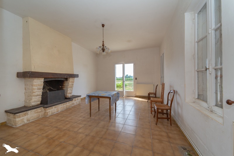 Vente Maison ST MARTIN DU BOIS - 7 pièces -241 m² - (33910)
