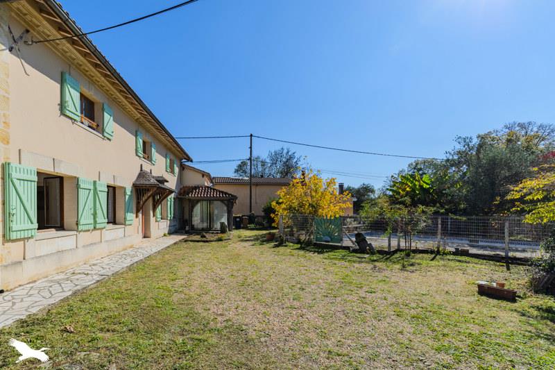 Maison Saint-Denis-de-Pile