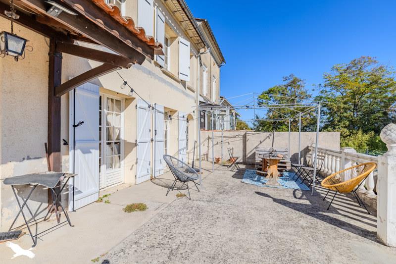 Vente Maison Lussac - 5 pièces -138 m² - (33570)
