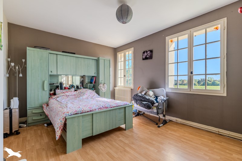 Vente Maison Lussac - 5 pièces -138 m² - (33570)