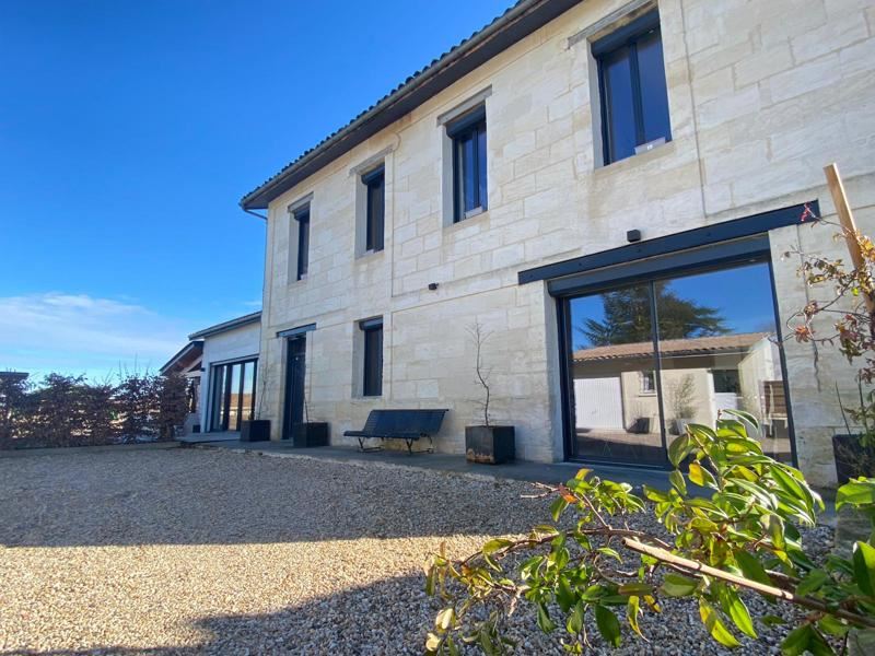 Vente Maison GALGON - 6 pièces -155 m² - (33133)