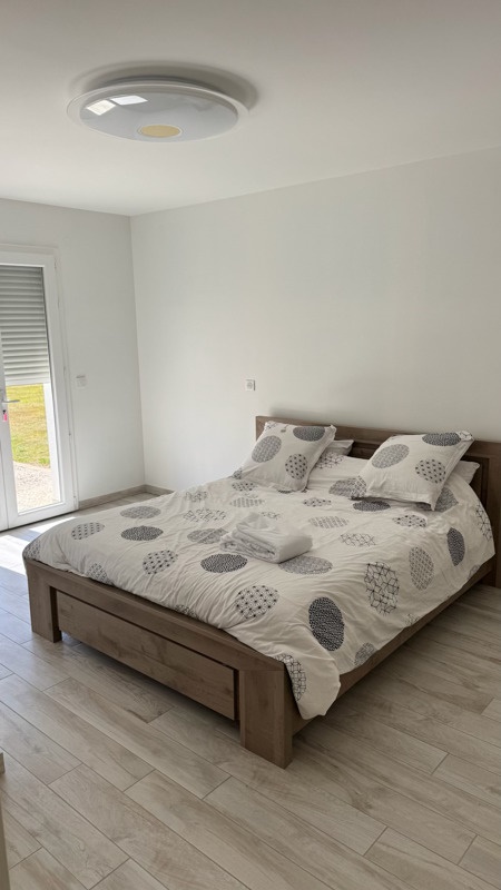 Vente Maison ST DENIS DE PILE - 5 pièces -147 m² - (33910)
