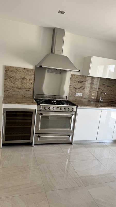 Vente Maison ST DENIS DE PILE - 5 pièces -147 m² - (33910)