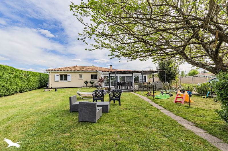 Vente Maison ST DENIS DE PILE - 6 pièces -137 m² - (33910)