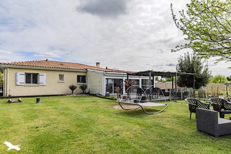 Vente Maison ST DENIS DE PILE - 6 pièces -137 m² - (33910)