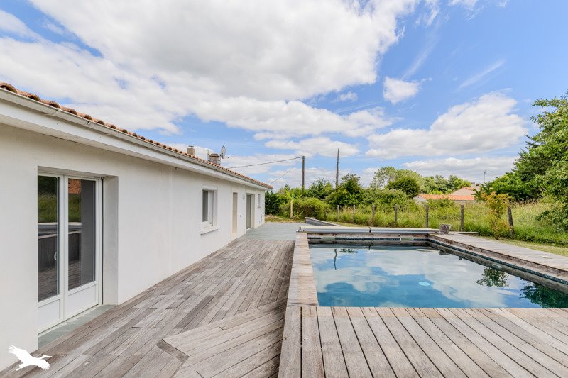 Vente Maison GALGON - 6 pièces -170 m² - (33133)
