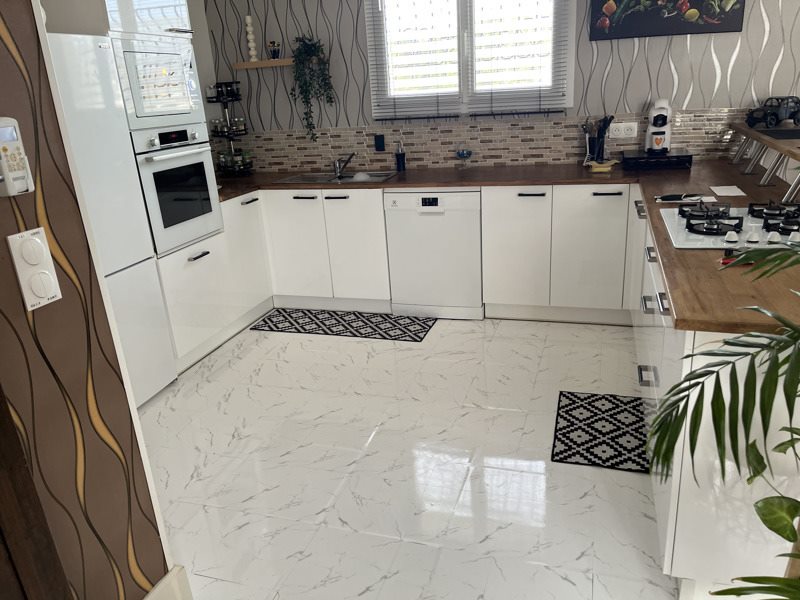 Vente Maison BONZAC - 4 pièces -88 m² - (33910)