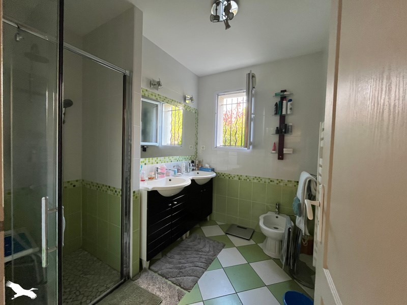 Vente Maison Saint-Denis-de-Pile - 5 pièces -105 m² - (33910)