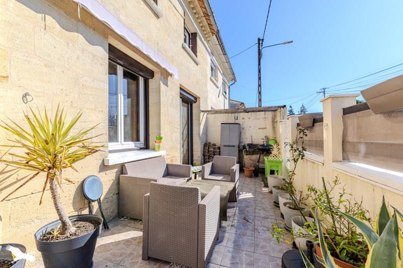 Vente Maison Saint-Denis-de-Pile 33910 6 pièces - 171 m²