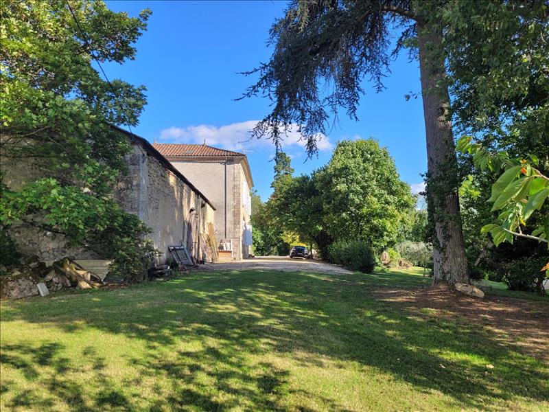 Vente Maison FOURCES - 6 pièces -205 m² - (32250)