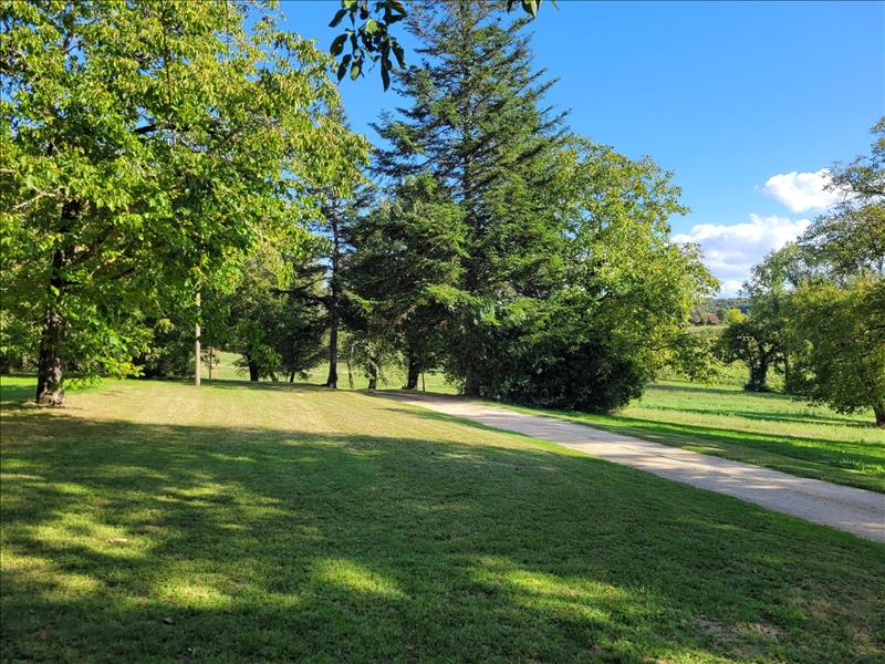 Vente Maison FOURCES - 6 pièces -205 m² - (32250)