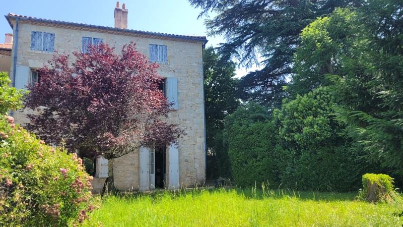 Vente Maison CONDOM - 8 pièces -298 m² - (32100)