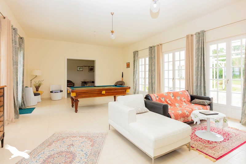 Vente Maison LA ROMIEU - 7 pièces -245 m² - (32480)