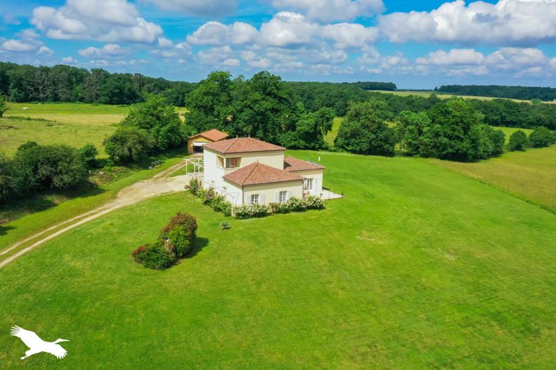 Vente Maison LA ROMIEU - 7 pièces -245 m² - (32480)