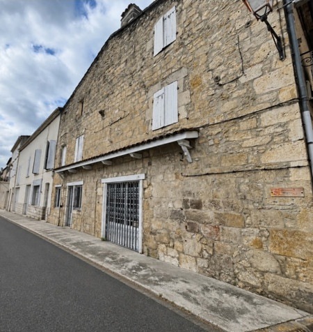 Vente Maison CONDOM - 4 pièces -210 m² - (32100)