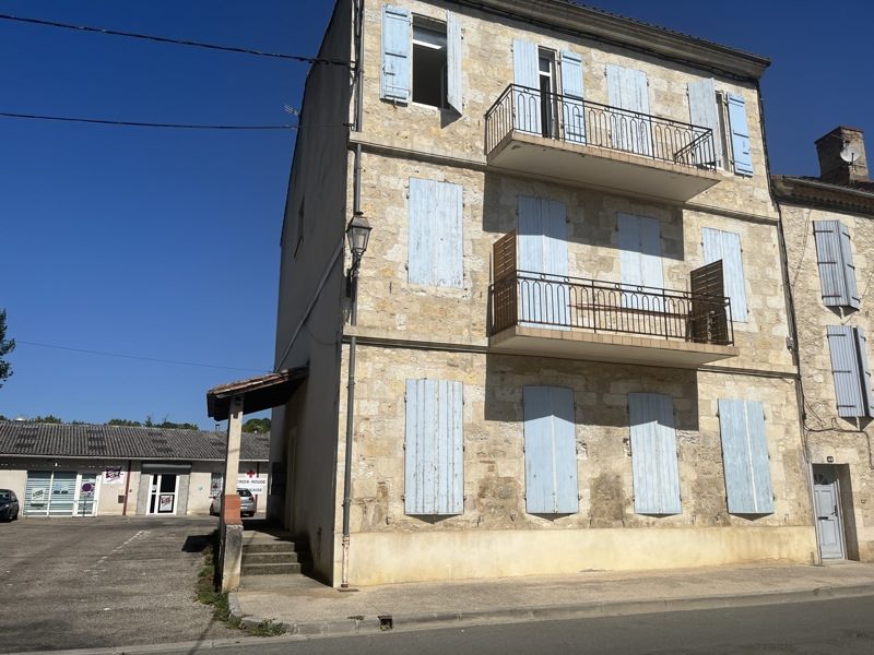 Immeuble 2 pièces 310 m² · à Condom · 310 m² · 276 120 €