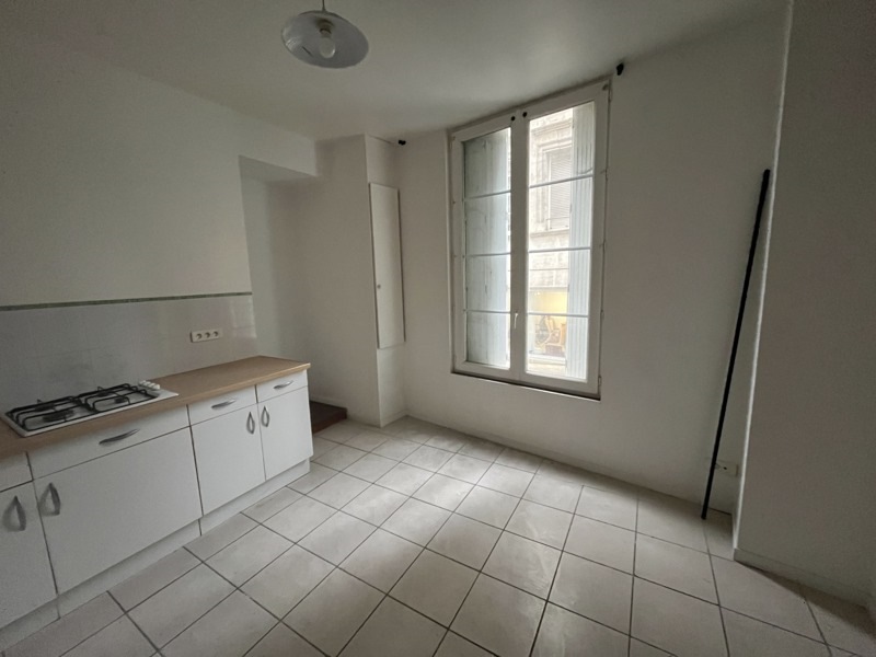 Vente Immeuble CHATEAUNEUF SUR CHARENTE - -  262 m² - (16120)