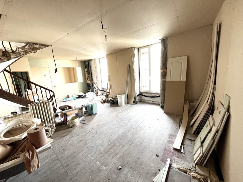 Vente Immeuble CHATEAUNEUF SUR CHARENTE - -  262 m² - (16120)