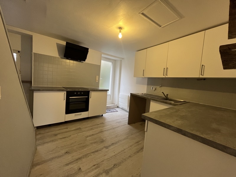 Vente Maison CHATEAUNEUF SUR CHARENTE - 4 pièces -85 m² - (16120)