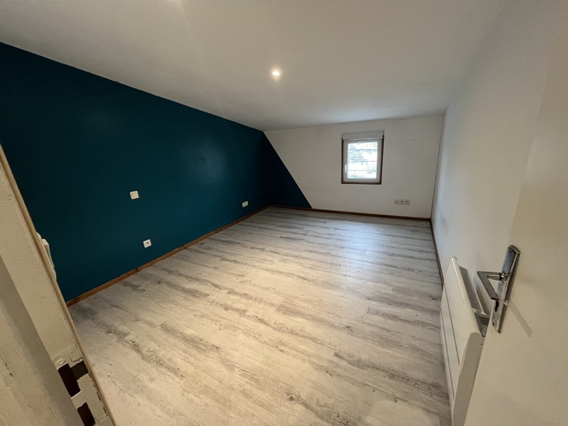 Vente Maison CHATEAUNEUF SUR CHARENTE - 4 pièces -85 m² - (16120)