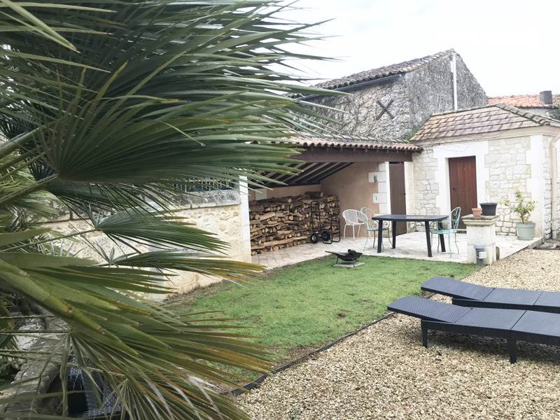 Vente Maison MOSNAC ST SIMEUX - 5 pièces -143 m² - (16120)
